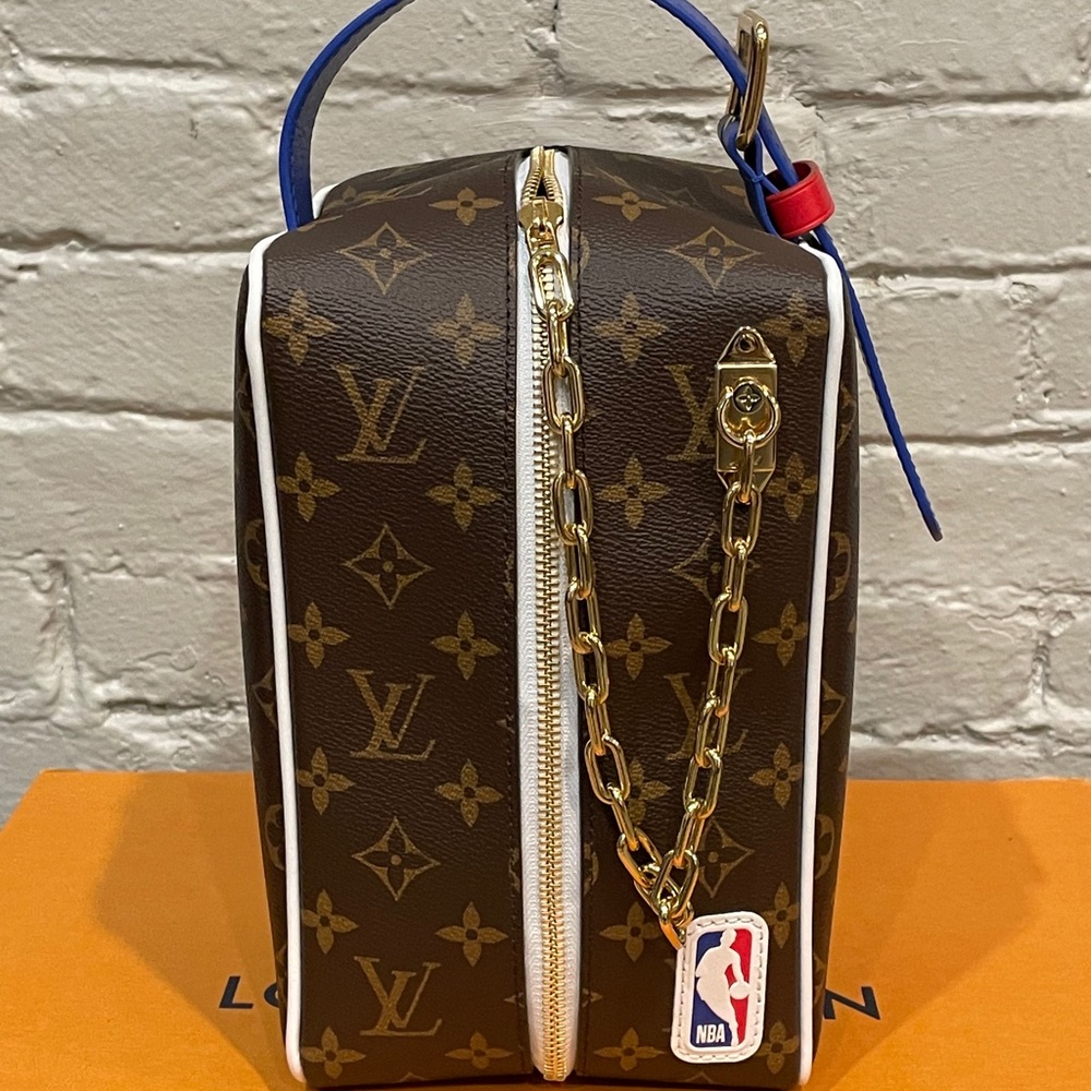 ❌SOLD❌LVXNBA Cloakroom Doppelt Kit